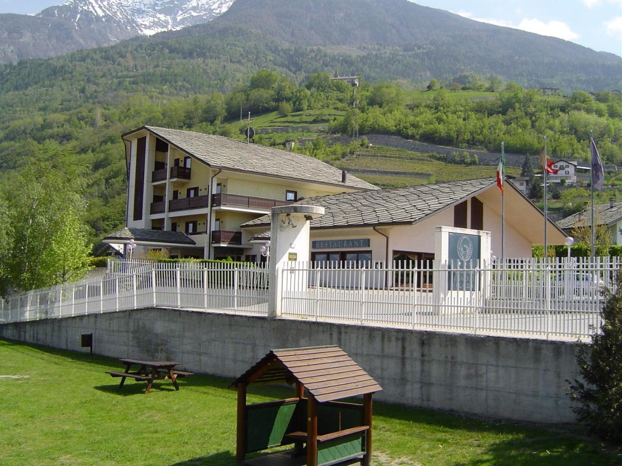 Hotel Miage Charvensod Bagian luar foto