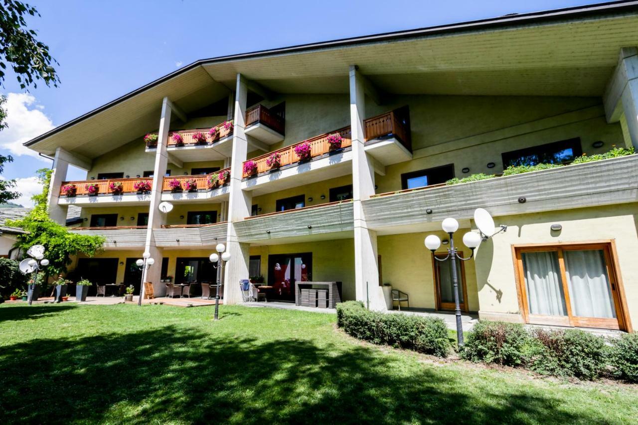 Hotel Miage Charvensod Bagian luar foto
