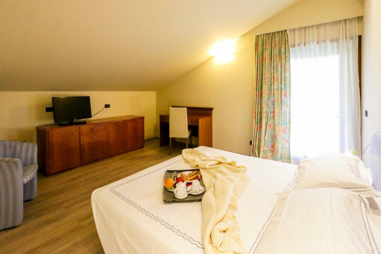 Hotel Miage Charvensod Bagian luar foto